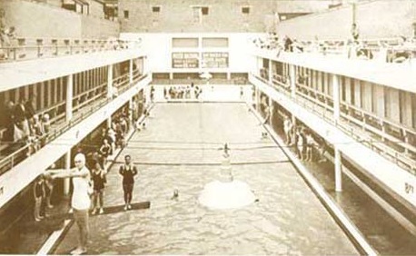 Coogee Aquarium Baths, 1940s