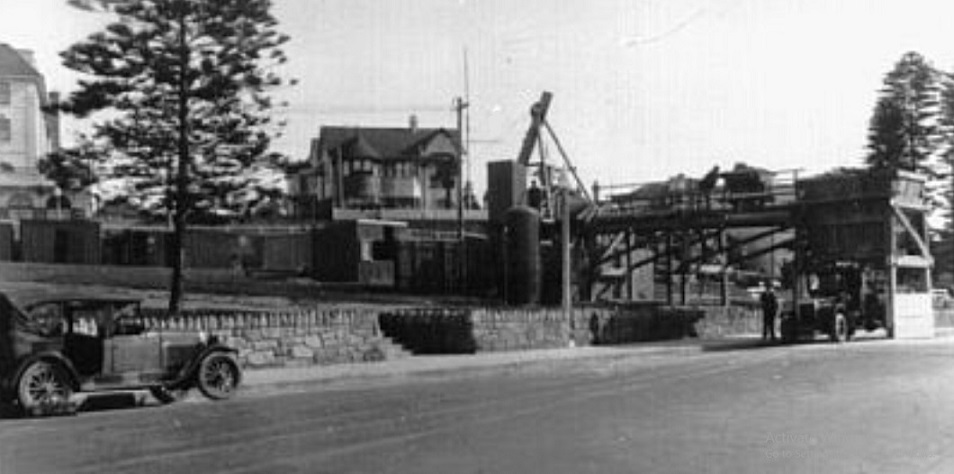 Coogee Sewer shaft in Carr Street, c1925