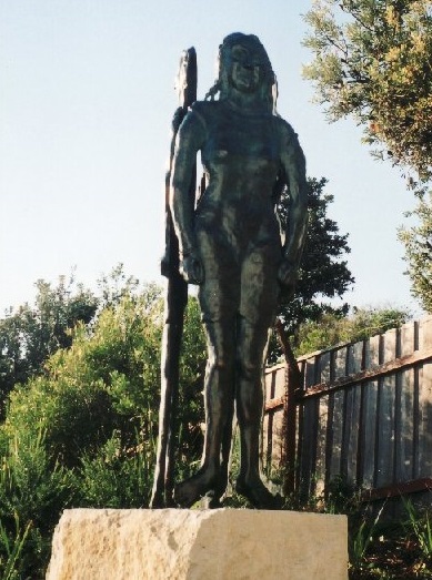 Statue of Mina Wylie at Wylies' Baths